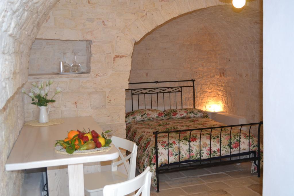 Trullo De Amicis N 5 Hotel Alberobello Phòng bức ảnh